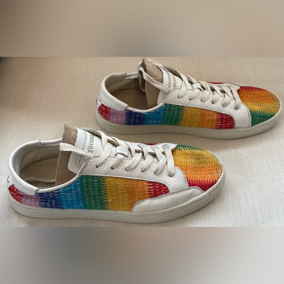 SOLUDOS Rainbow Shoes - Picture 3 of 7